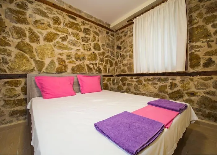 Βίλα Petrini Spiti *