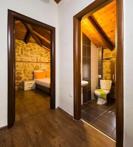 Petrini Spiti Βίλα *