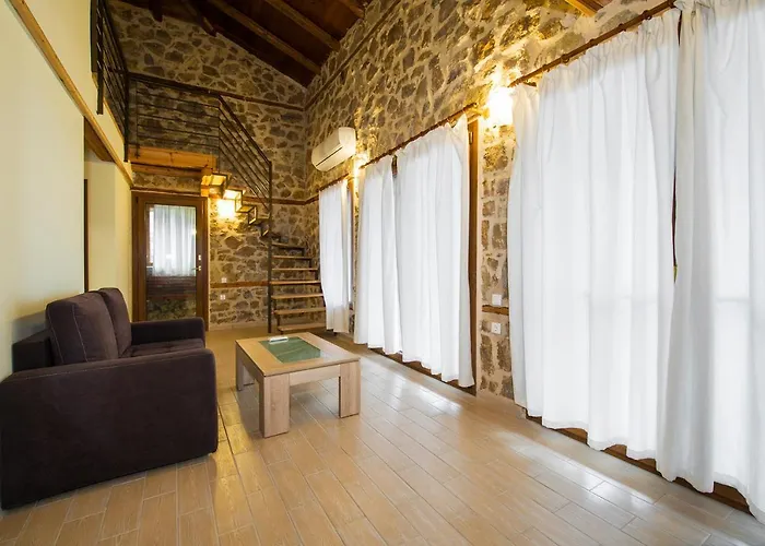 Petrini Spiti Βίλα