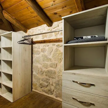 Villa Petrini Spiti *