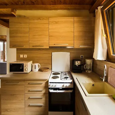 Petrini Spiti Villa Pirgadíkia