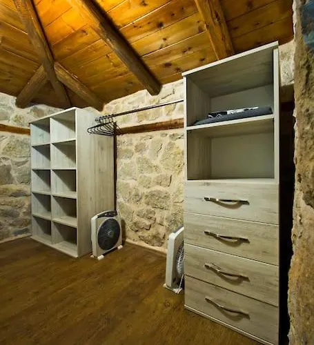 Petrini Spiti Villa *